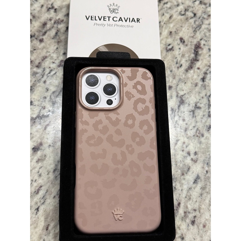 Velvet Caviar IPhone 16 pro max in N$de Leopard. New in Box.
